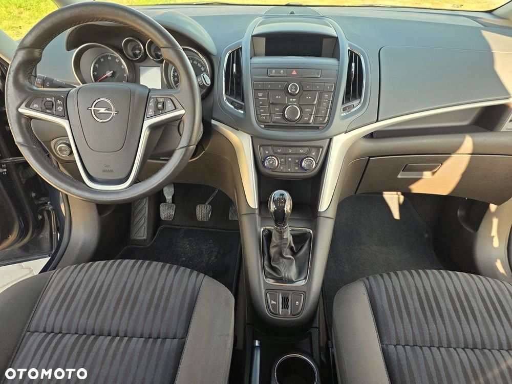 Opel Zafira 1.4 T Cosmo EcoFLEX S&S - 26
