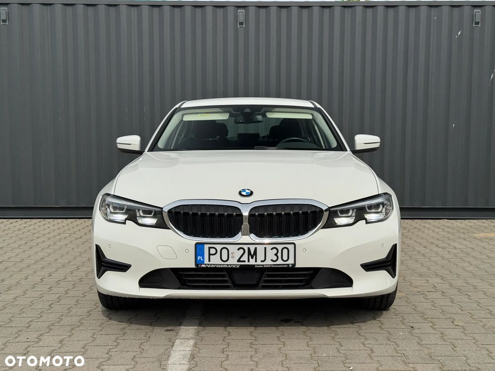 BMW Seria 3 320d xDrive - 3