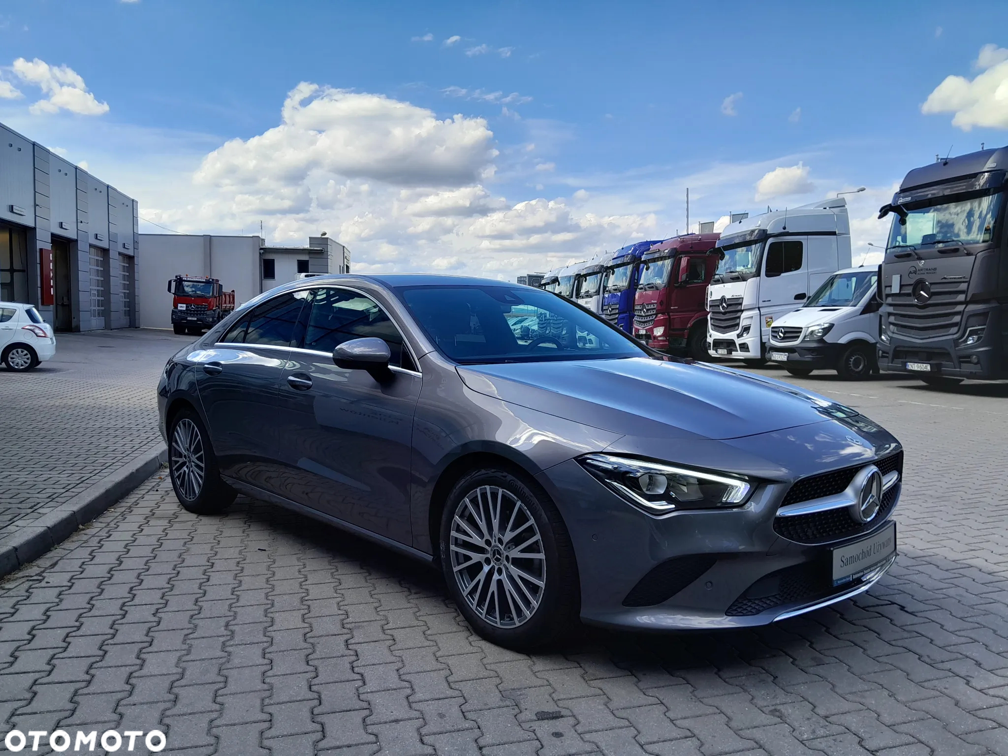 Mercedes-Benz CLA 180 7G-DCT - 7