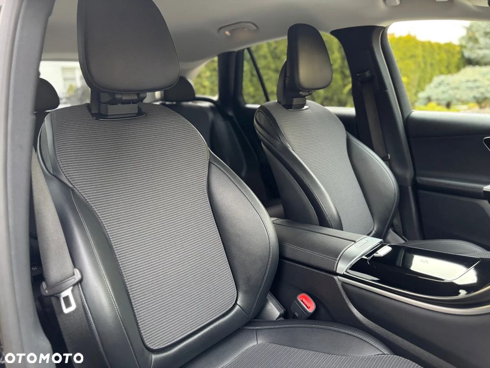 Mercedes-Benz GLC 220 d 4Matic 9G-TRONIC Avantgarde Advanced - 12