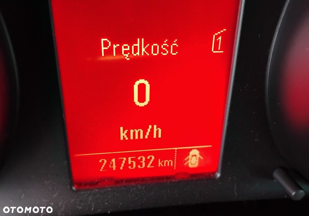 Opel Zafira - 14