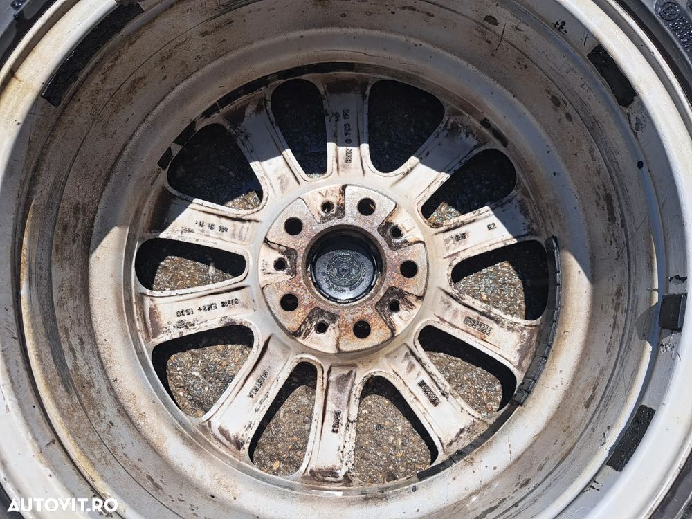 Janta Roata originala BMW pe 18 Style V-Spoke 328 8Jx18 ET30 distanta prezoane 5x120 - 6