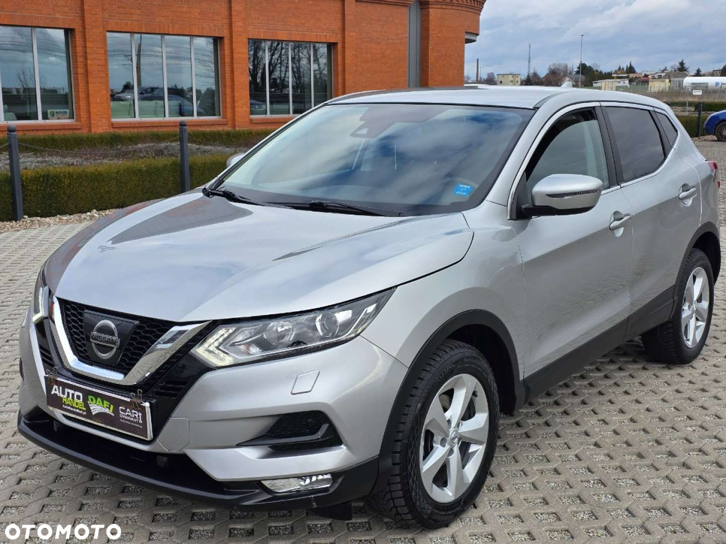 Nissan Qashqai - 32