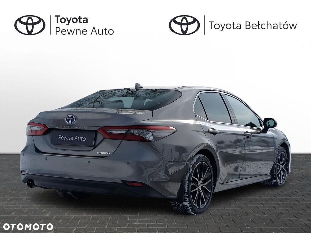 Toyota Camry 2.5 Hybrid Executive CVT - 6