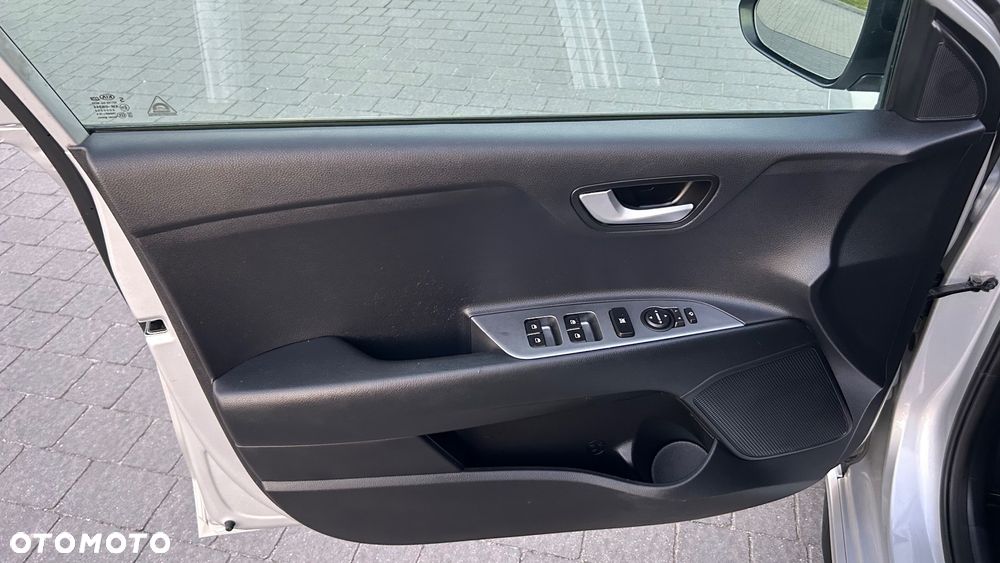 Kia Rio 1.0 T-GDI 120 GT Line - 19