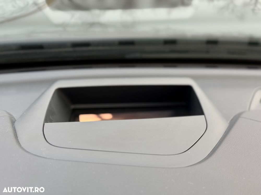 Volvo XC 60 D5 AWD Geartronic Inscription - 22