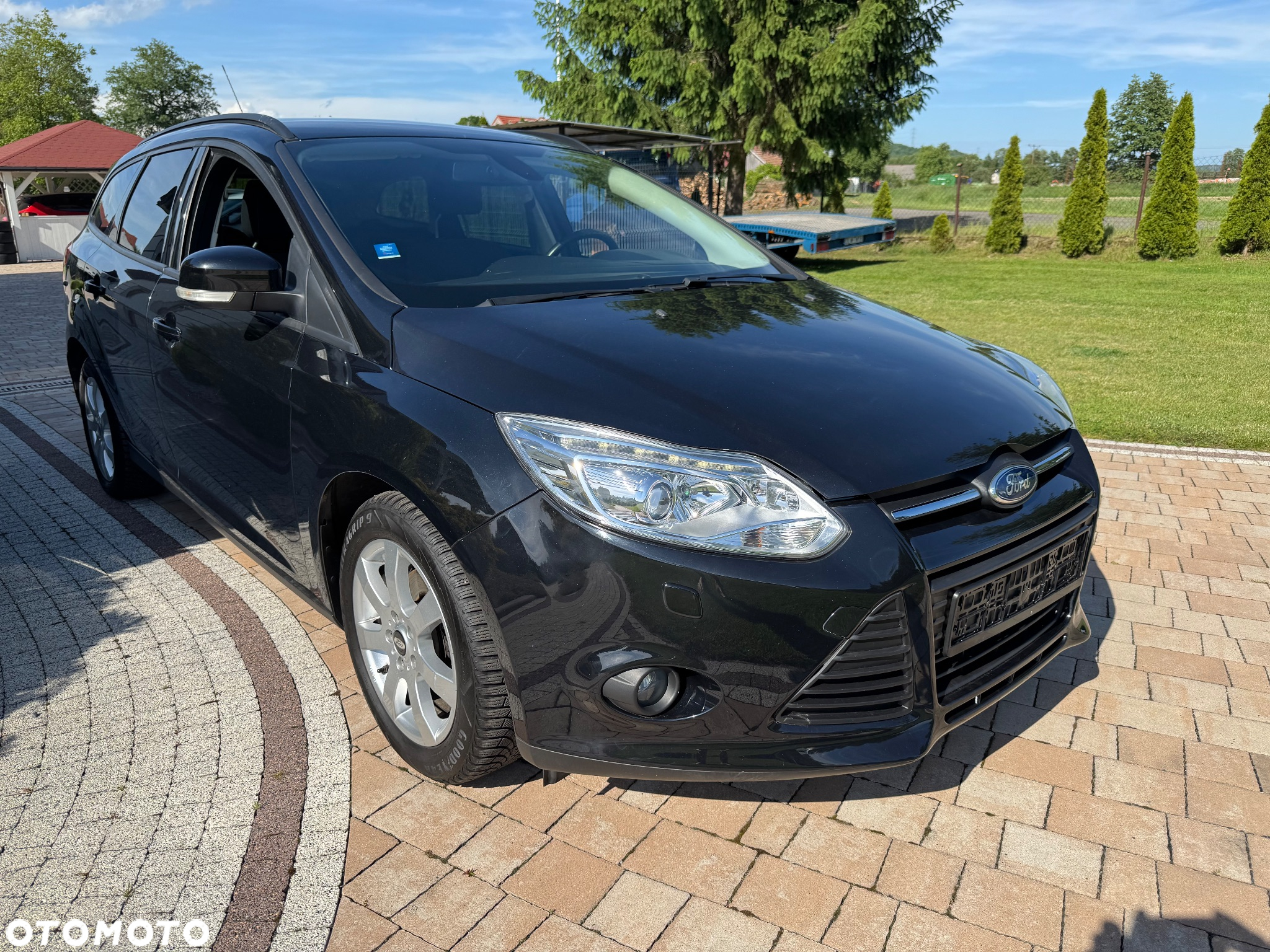 Ford Focus Turnier 1.0 EcoBoost Start-Stopp-System TREND - 2