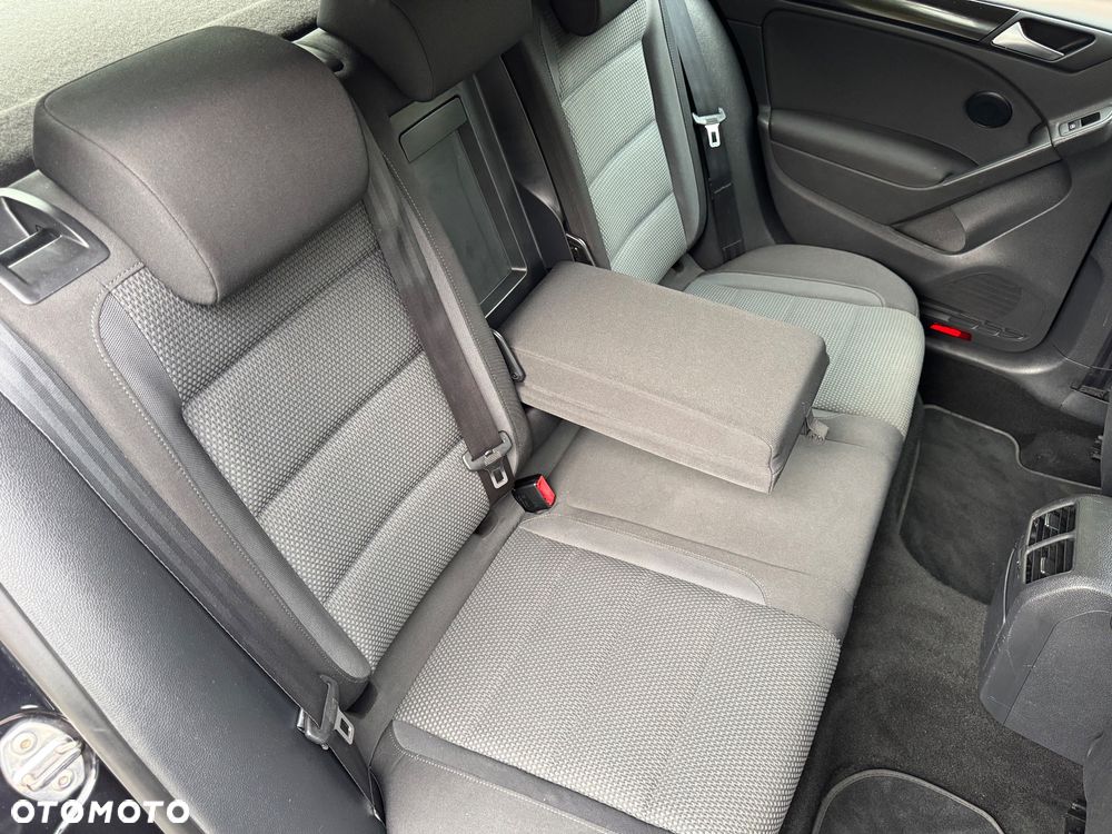 Volkswagen Golf 1.6 United - 23