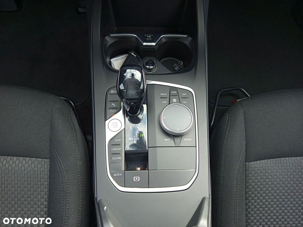 BMW Seria 1 - 17