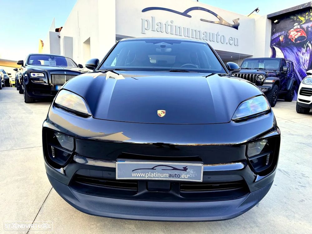 Porsche Macan Electric 4 - 9
