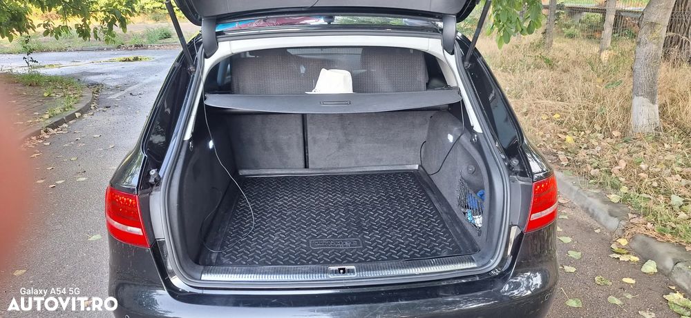 Audi A4 Limuzina 2.0 TDI B8 - 6