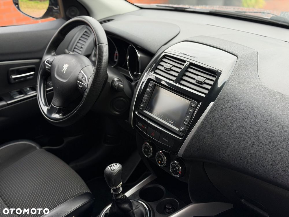 Peugeot 4008 - 10