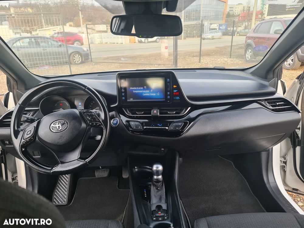 Toyota C-HR Hybrid Business-Edition - 16