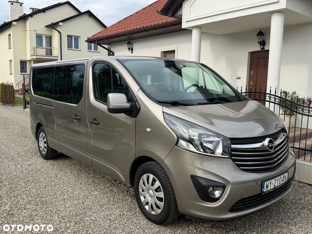 Opel Vivaro - 11