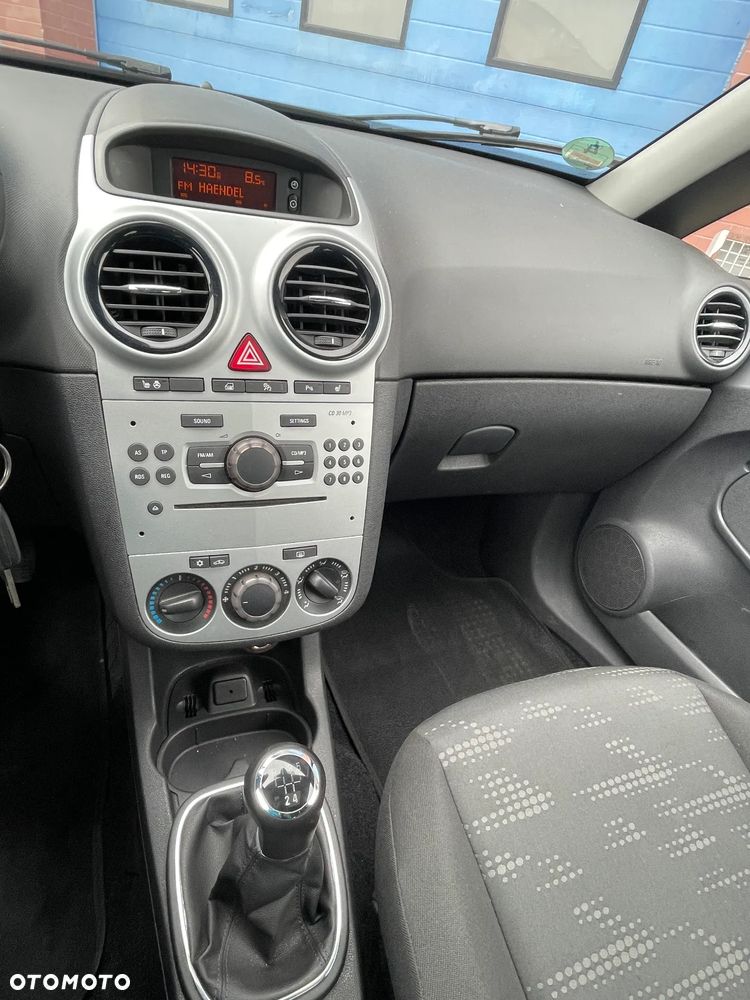Opel Corsa 1.4 16V Color Edition - 14