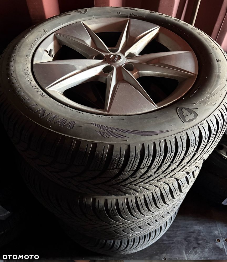 Volvo XC 60 B4 D AWD Core - 24