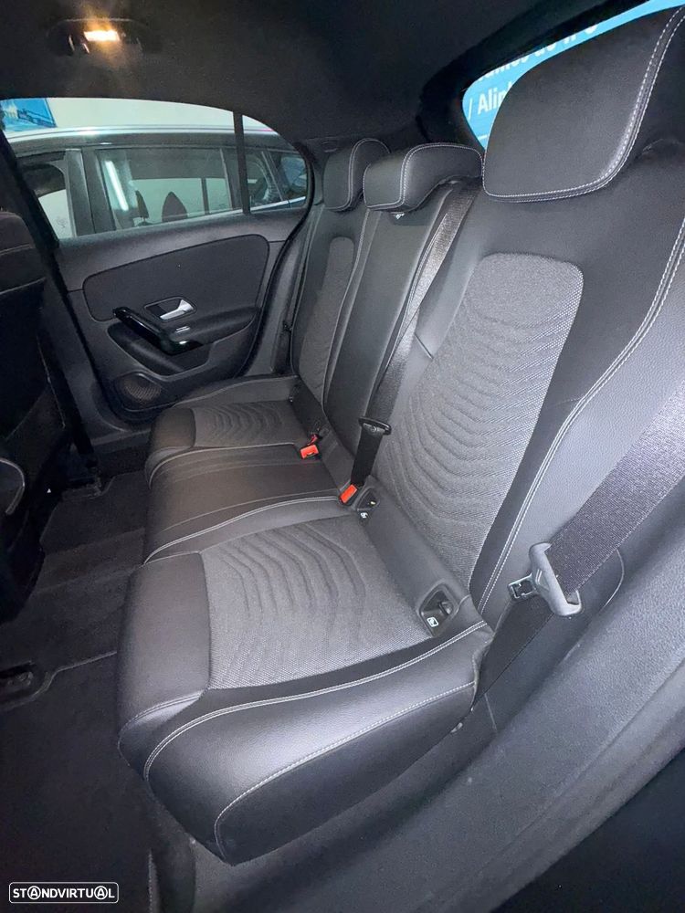 Mercedes-Benz A 180 d Style Plus - 10