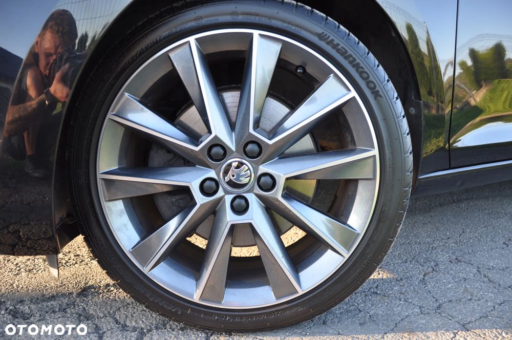 Skoda RAPID 1.2 TSI (Green tec) Ambition - 15