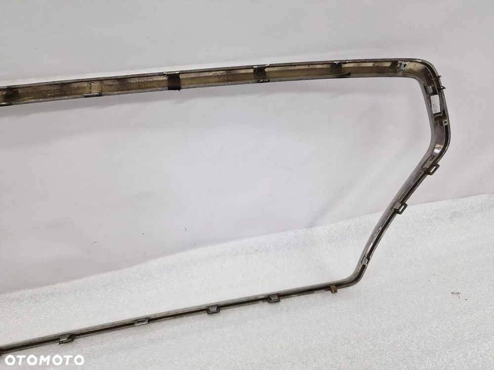 HYUNDAI I30 III 17- RAMKA GRILLA CHROMOWA , NR 86355-G4000 , NR AUKCJI GL434 - 10