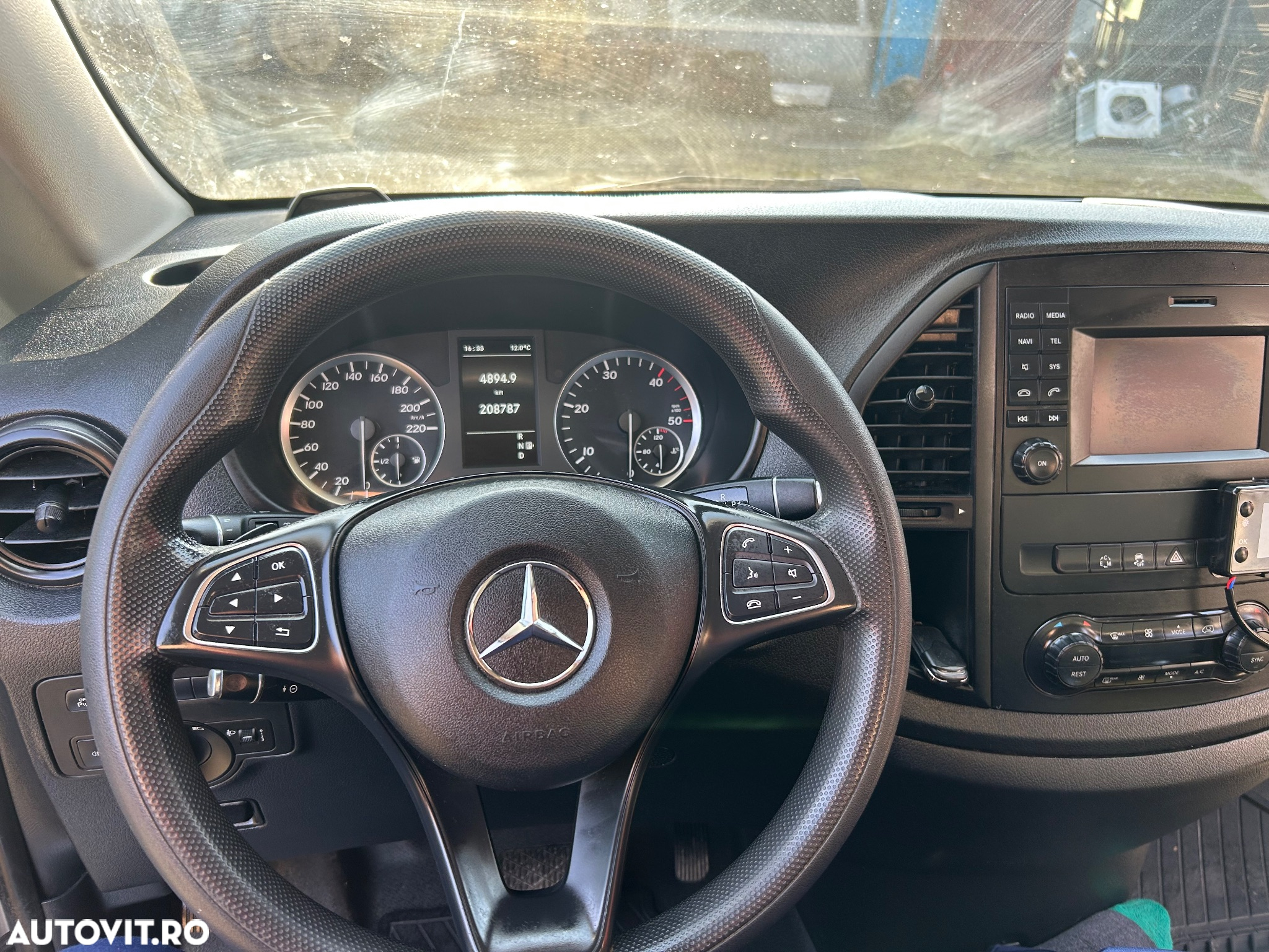 Mercedes-Benz Vito - 8