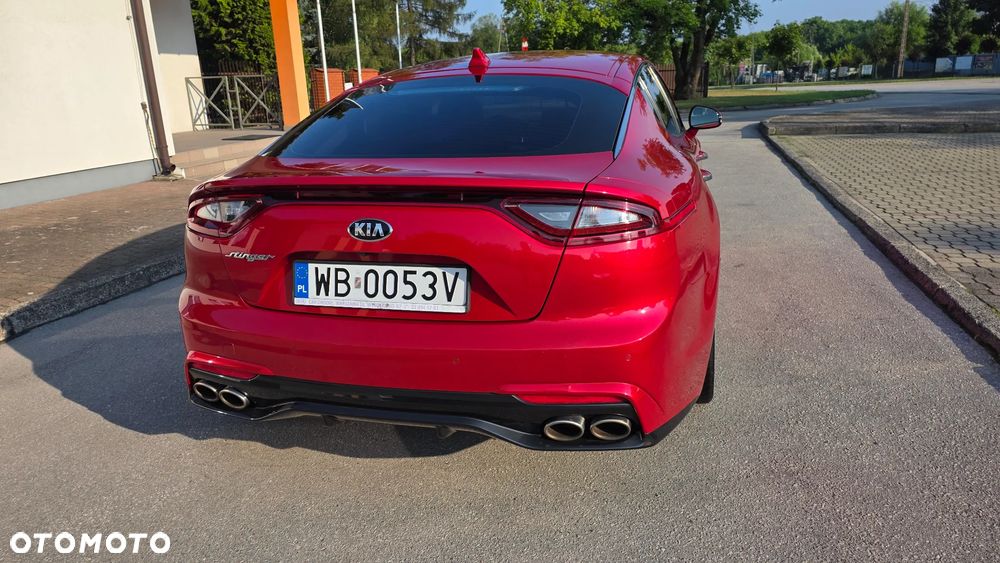 Kia Stinger 2.0 T-GDI L - 18