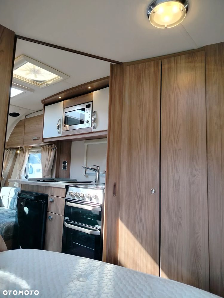 SWIFT Pirouette - 14