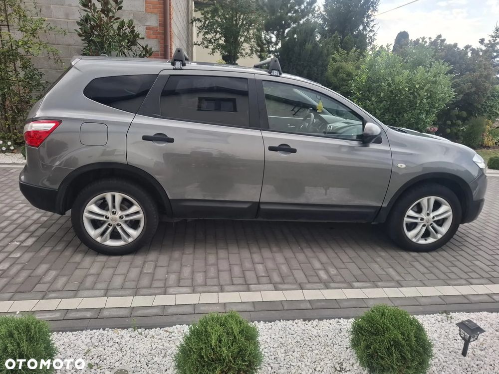 Nissan Qashqai+2 - 3