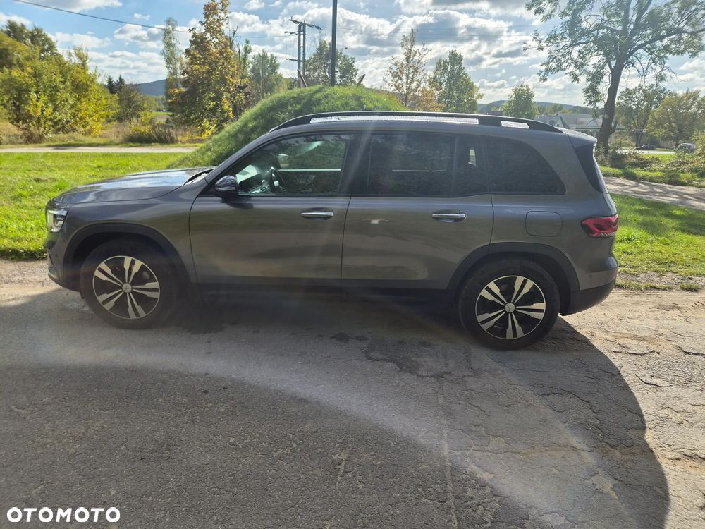 Mercedes-Benz GLB - 6