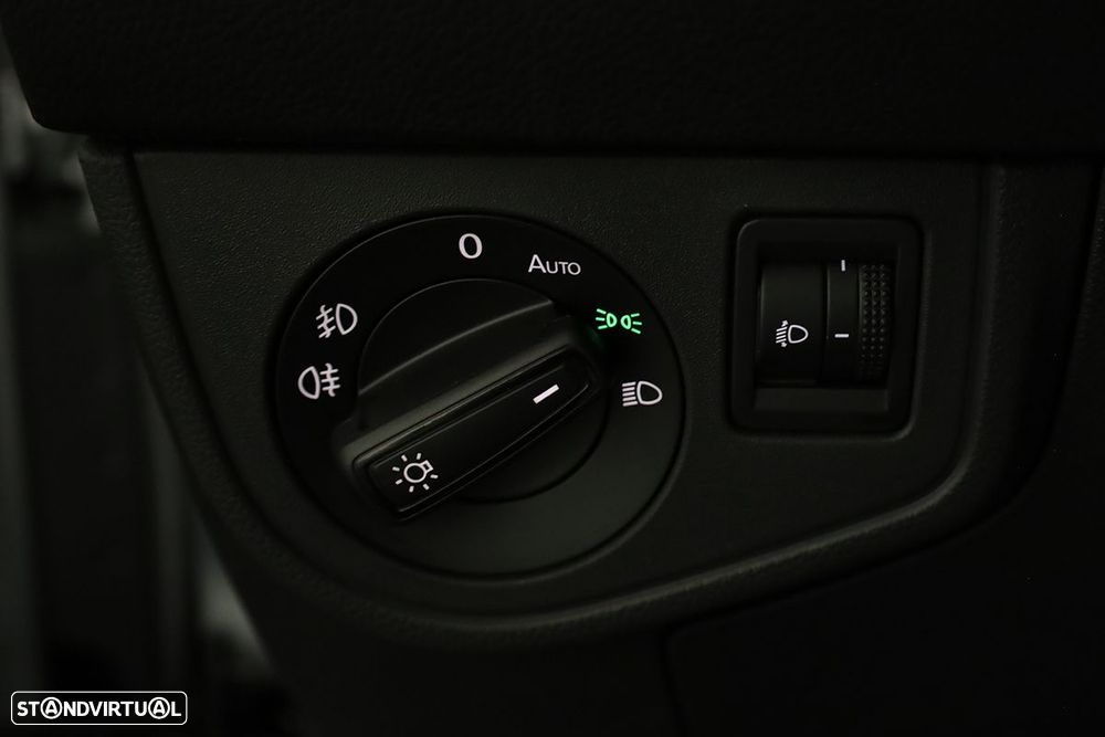 VW Taigo 1.0 TSI Urban - 17