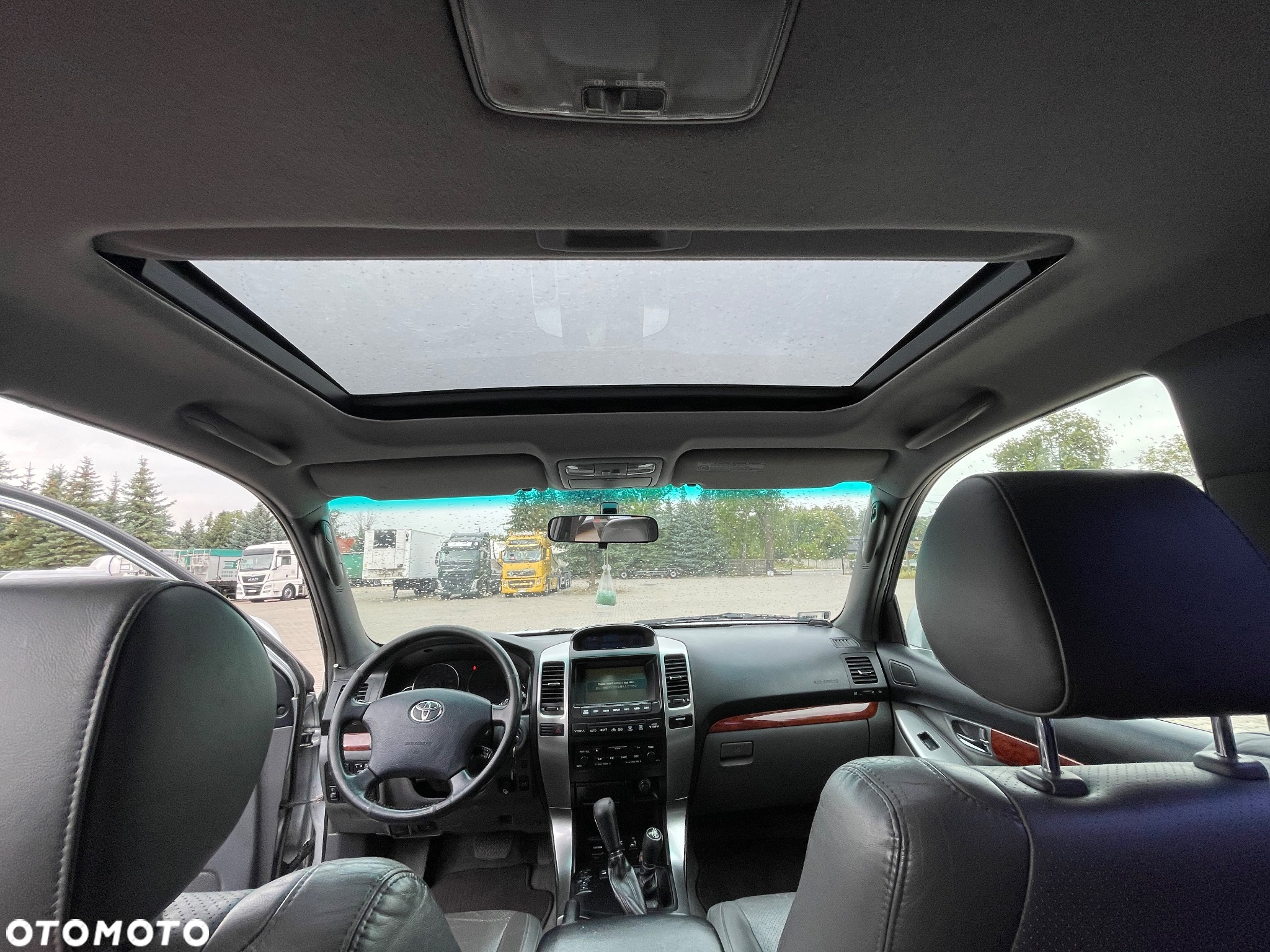 Toyota Land Cruiser - 12