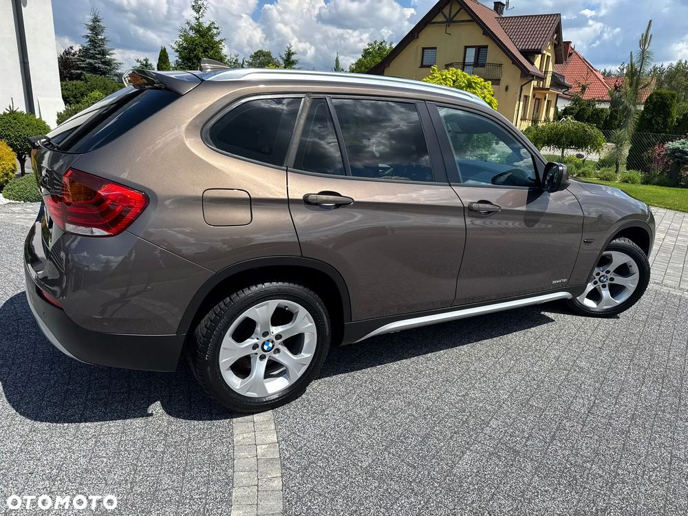 BMW X1 sDrive18i - 21