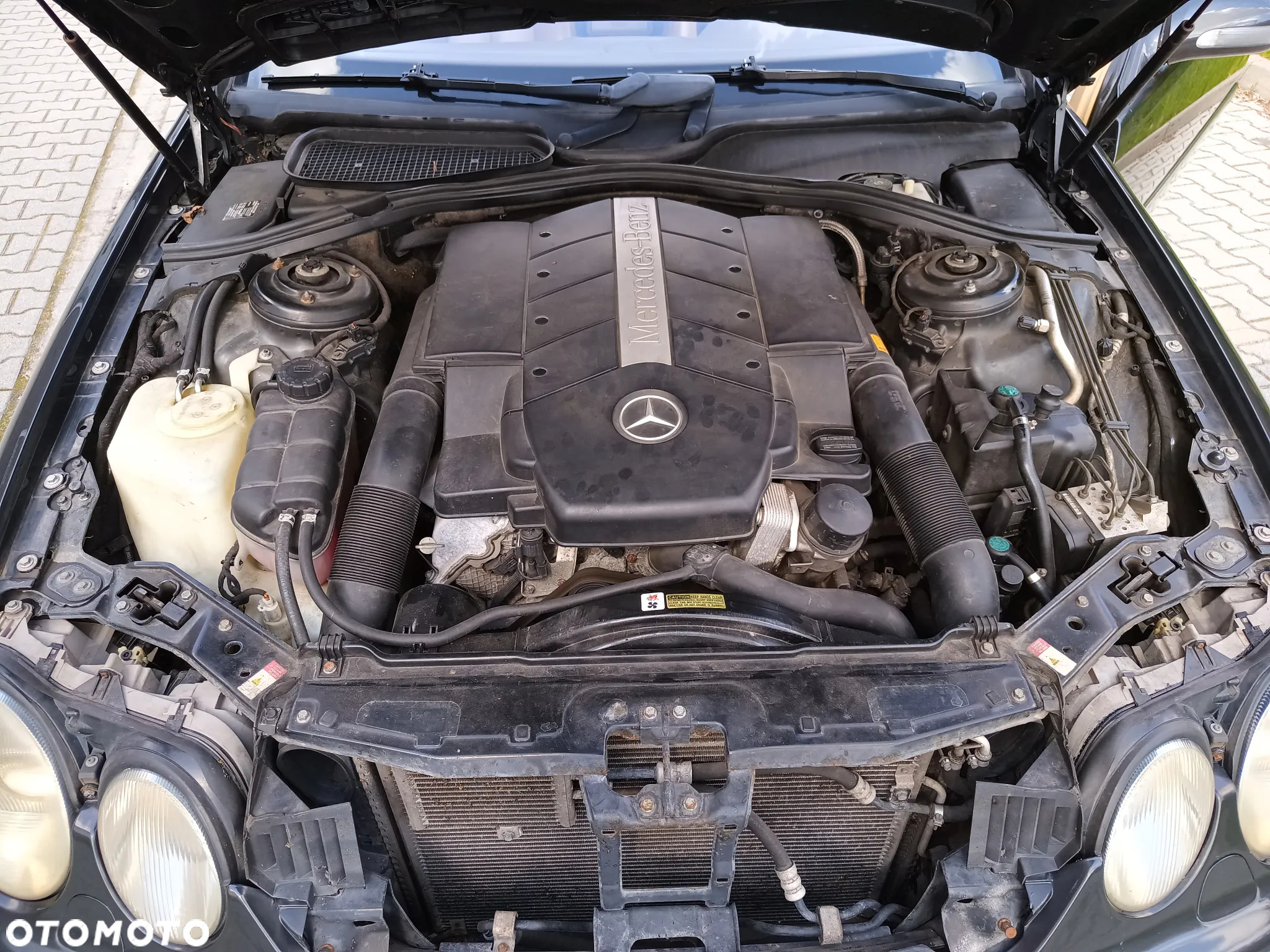 Mercedes-Benz CL - 11
