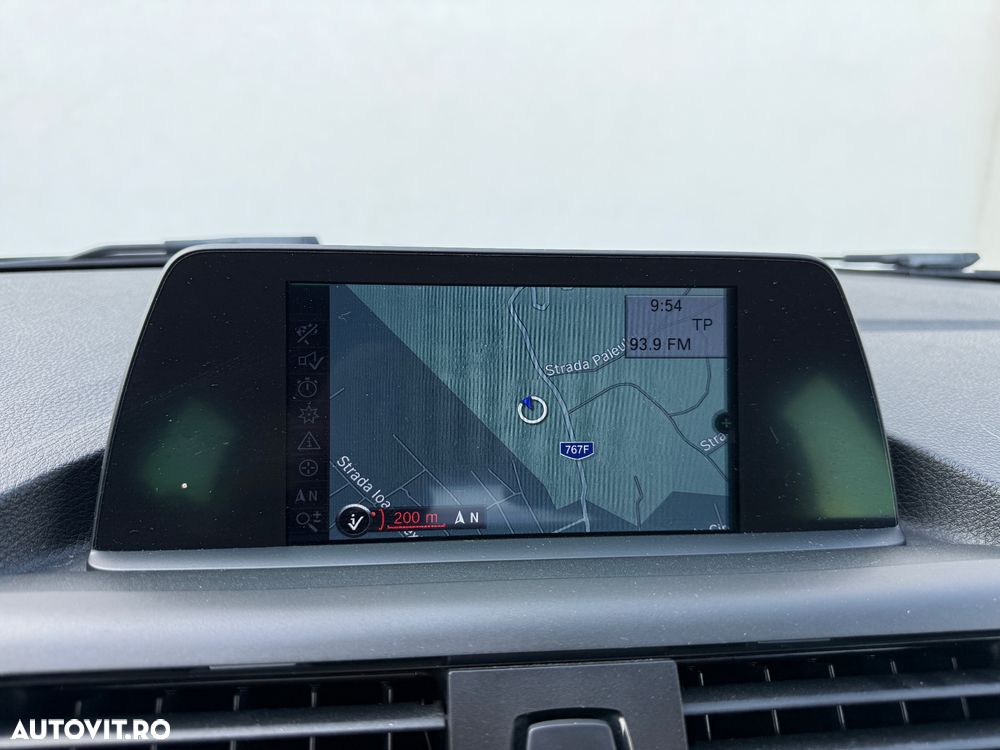 BMW Seria 1 116i Aut. Sport Line - 11