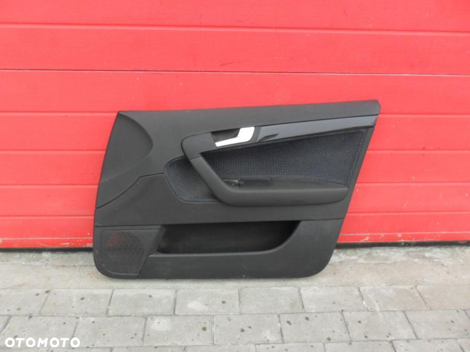 TAPICERKA DRZWI AUDI A3 8P0 SPORTBACK 8P4 PRZÓD - 1