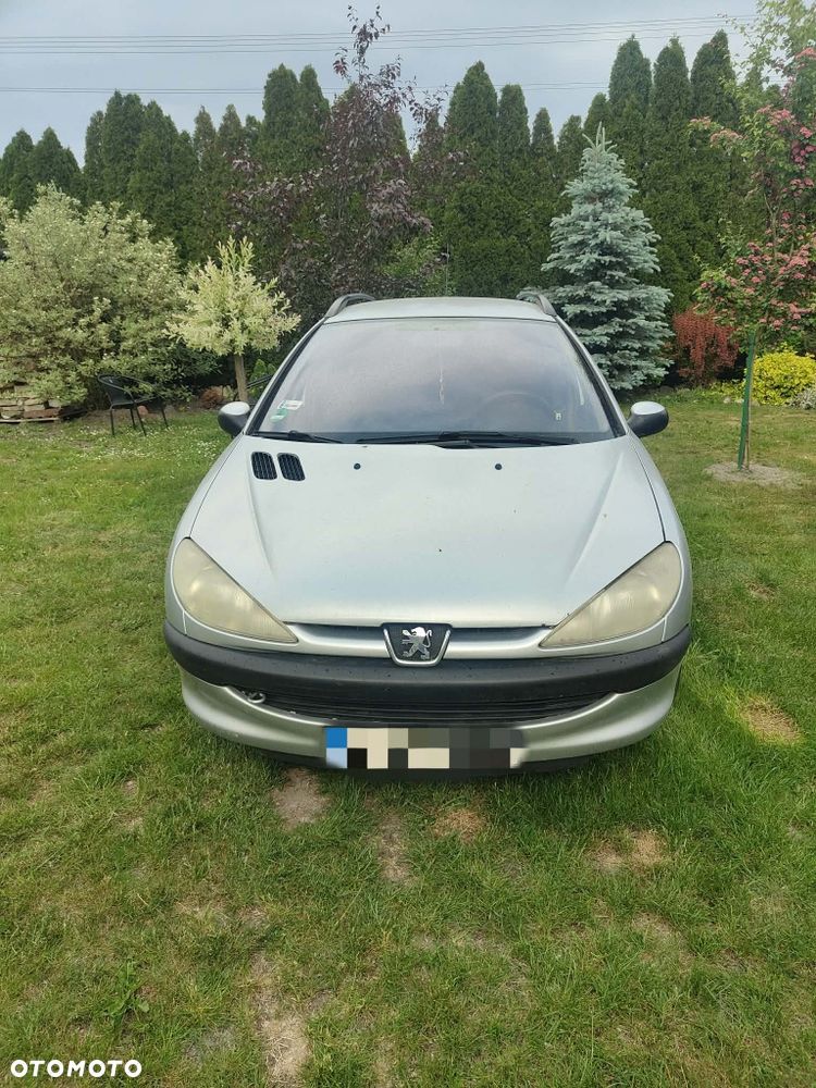 Peugeot 206 - 1