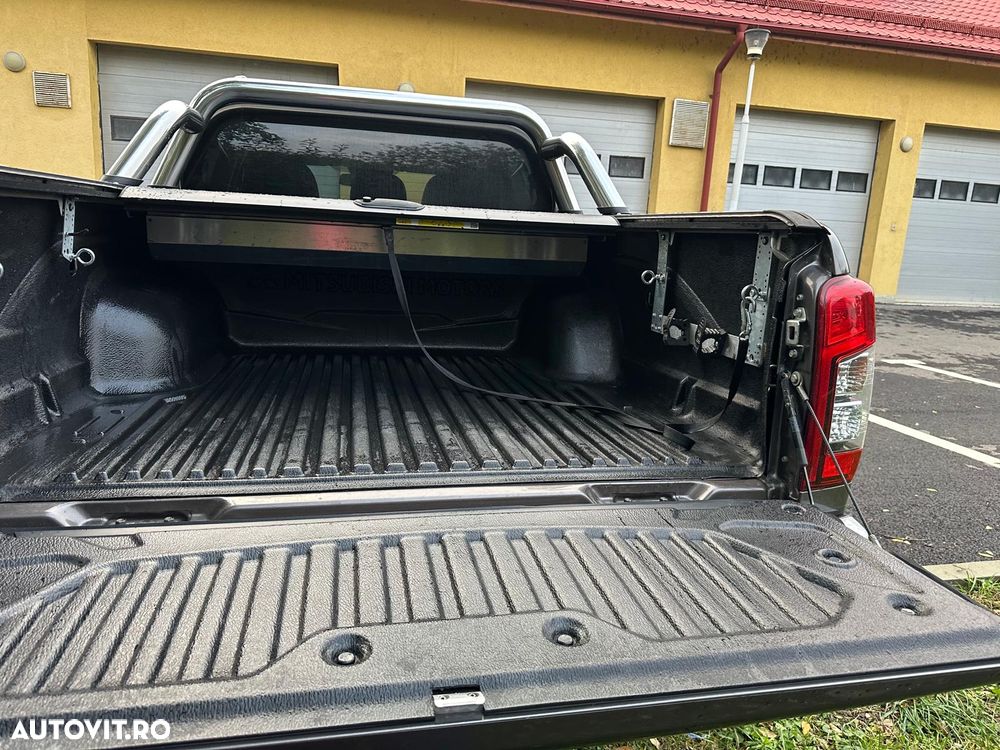 Mitsubishi L200 Double Cab 2.2 DI-D A/T Instyle - 4