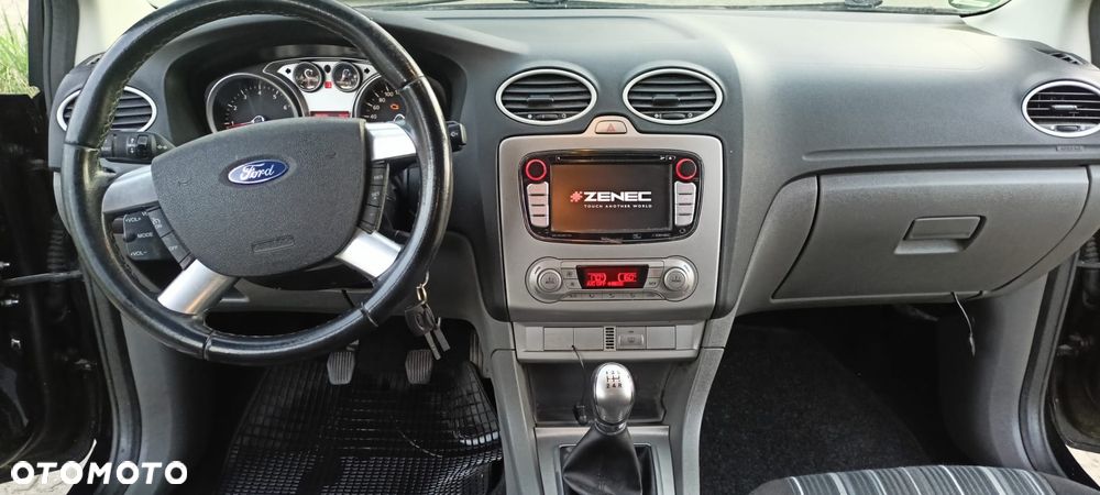 Ford Focus 1.6 TI-VCT Ambiente - 17