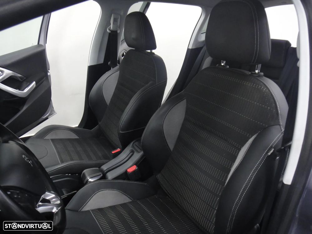 Peugeot 2008 PureTech 110 Stop&Start EAT6 Allure - 11