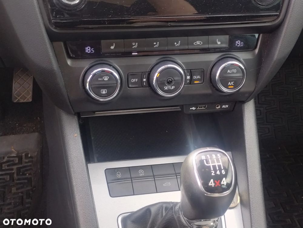 Skoda Octavia 2.0 TDI 4x4 Edition - 6
