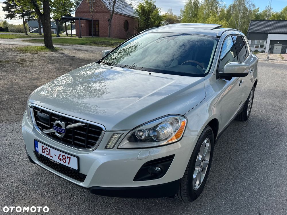 Volvo XC 60 D5 AWD Momentum - 3
