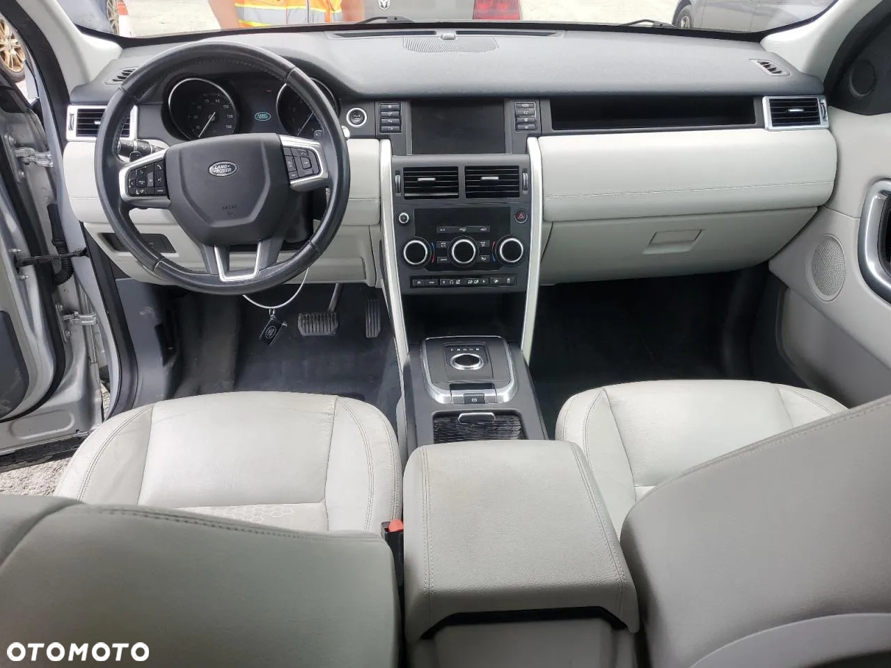 Land Rover Discovery V 2.0 Si4 SE - 7