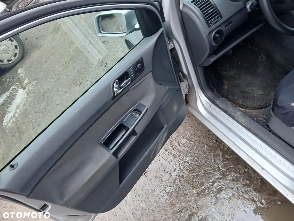 volkswagen polo 9n LA7W maska zderzak lampa grill błotnik drzwi zbiornik paliwa szyba - 7