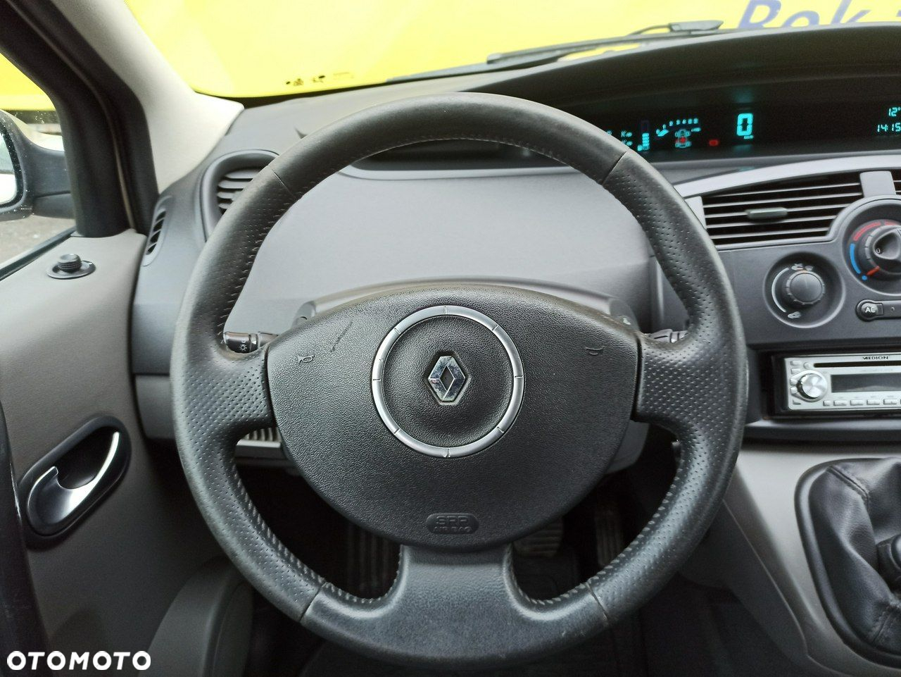 Renault Scenic 1.5 dCi Confort Authentique - 14
