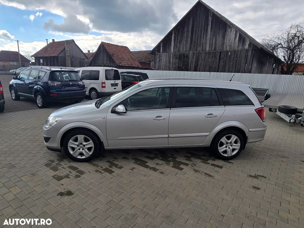 Opel Astra 1.7 CDTI DPF Innovation - 8