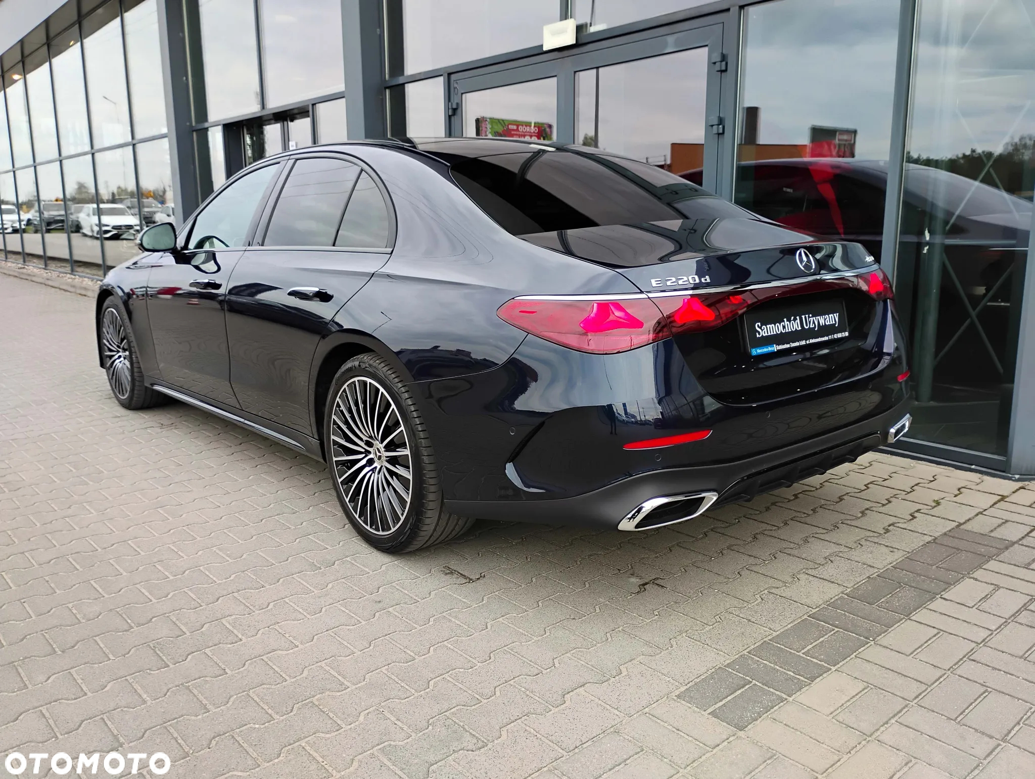 Mercedes-Benz Klasa E 220 d 4-Matic AMG - 29
