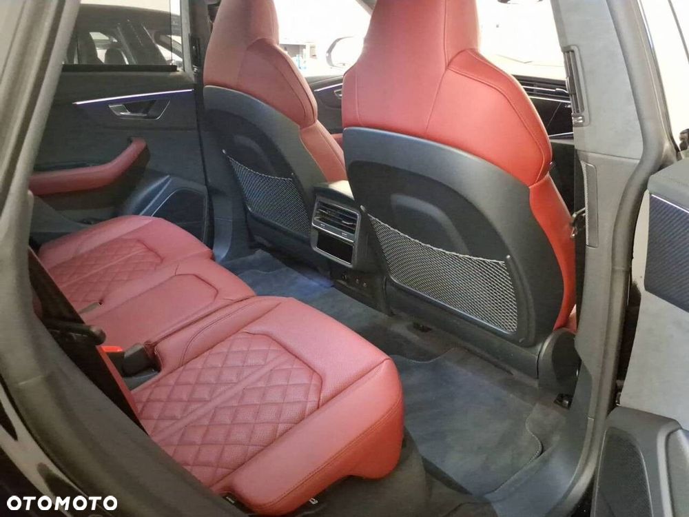 Audi SQ8 - 10
