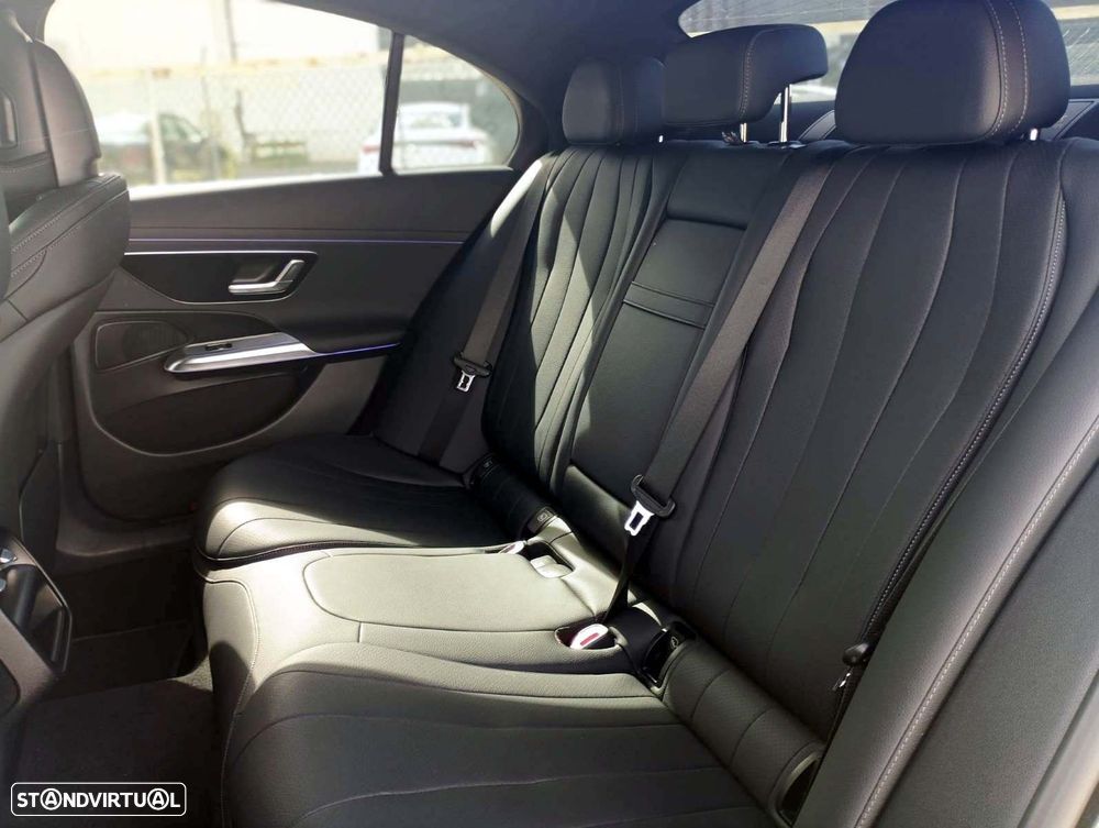 Mercedes-Benz E 300 e - 5
