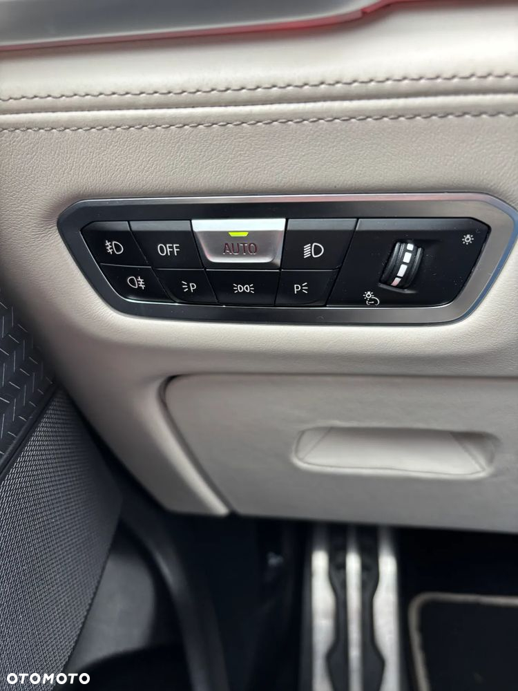 BMW X6 xDrive40i - 9