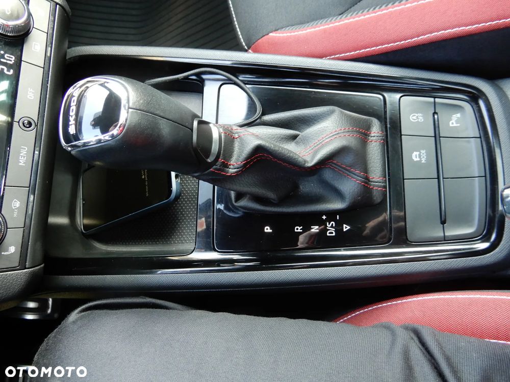 Skoda Kamiq 1.5 TSI Monte Carlo DSG - 20