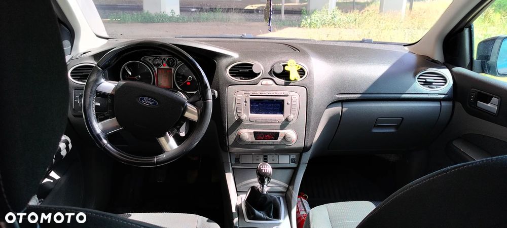 Ford Focus 2.0 TDCi DPF Titanium - 15